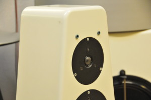 The original "conventional" tweeter enclosure used for comparison to the lens.